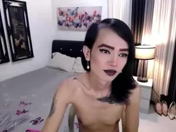 Chaturbate Live Sex Cam of thenchantressduo69