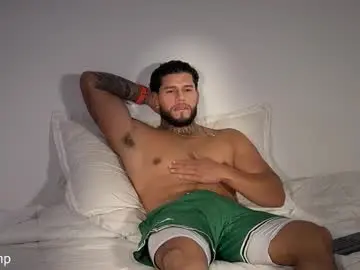 Chaturbate Best live sex cam show of yamp_bigcock