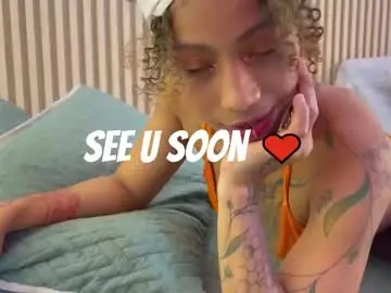 daiana_curly from chaturbate