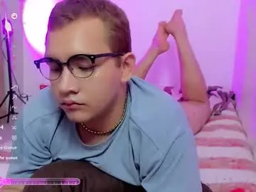 Chaturbate Best live sex cam show of eliodeluca