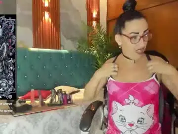 sabrina_dupont from chaturbate