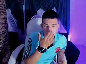 Chaturbate Live Sex of aleckk_boy