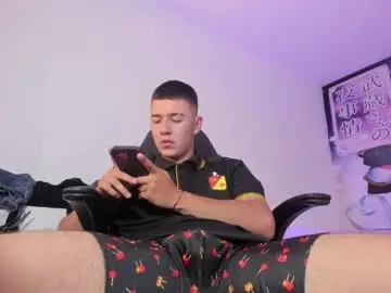 Chaturbate Live Sex of aleckk_boy