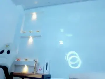 Chaturbate Free Live Porn of zenda_evans