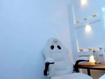 Chaturbate Best live sex cam show of zenda_evans