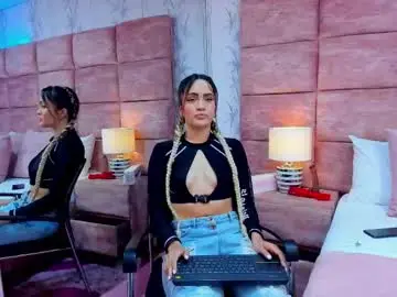 Chaturbate Best live sex cam show of zoewilliis