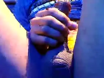 Chaturbate Free Porn Cam of browndickchris