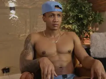 Chaturbate Sex Cam of logan_varela