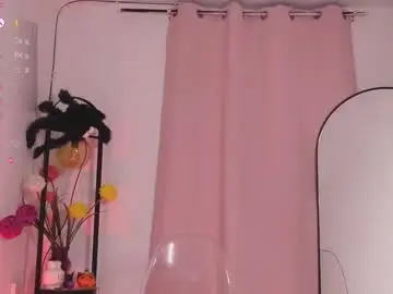 Chaturbate Live Sex Cam of miranditaa