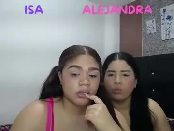 Chaturbate Best live sex cam show of 2moons_full_of_love