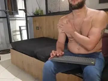 Chaturbate Live Porn of adamleexe