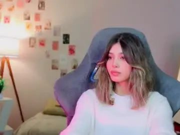 dinnerwithflowers from chaturbate