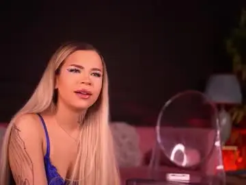 Chaturbate Live Sex Cam of nickybennz