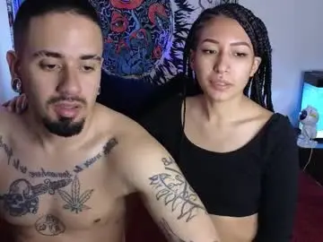 Chaturbate Live Sex Cam of tony_and_sophia