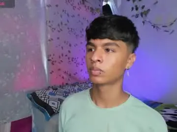 ariel_adan from chaturbate