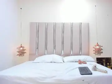 Chaturbate Free Porn Cam of camilavoit