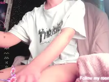 Chaturbate Adult Video Chat of leenylipss