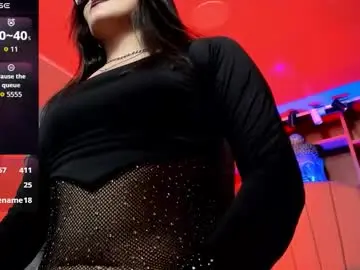 Chaturbate Adult Video Chat of lucy_williiams