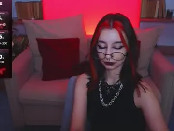 Chaturbate Free Porn Cam of mistress__marcelline