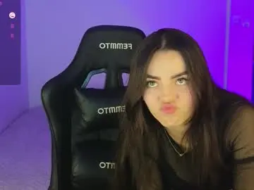 sarah_swtt from chaturbate