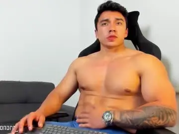 Chaturbate Free Porn Cam of eithanconor1