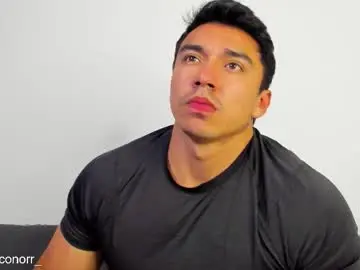Chaturbate Watch Live Sex Cams of eithanconor1