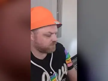 Chaturbate Sex Cam of justcheckingok