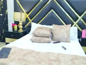 Chaturbate Live Sex Cam of sophiewinslow