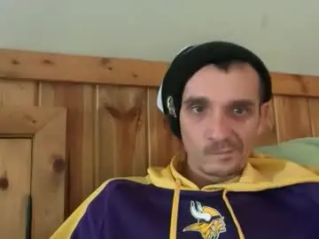 Chaturbate Watch Live Sex Cams of bennymn