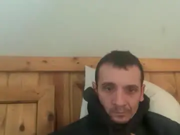 Chaturbate Live Sex Cam of bennymn