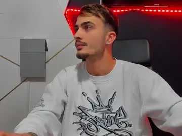 Chaturbate Best live sex cam show of brandontatex