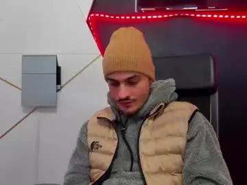 Chaturbate Free Porn Cam of brandontatex