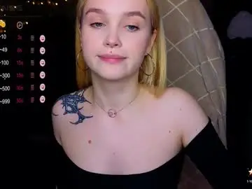Chaturbate Free Porn Cam of cute_summer_breathe