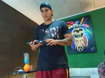 gendersonfit from chaturbate