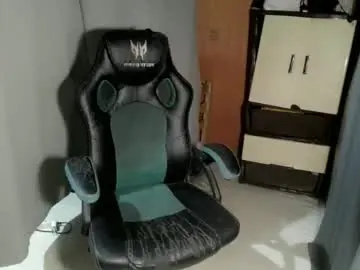 Chaturbate Live Porn of ken_bigcockxx