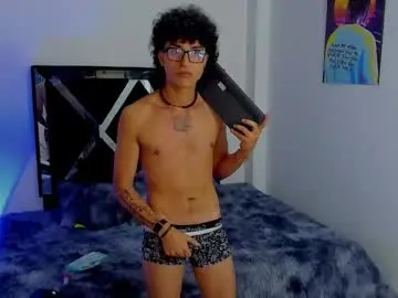 Chaturbate Free Live Porn of eliasferragamo