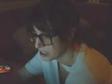 Chaturbate Live Sex of emyxxl