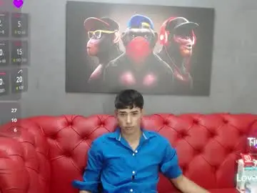 Chaturbate Adult Video Chat of santiago_johnson_