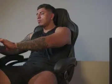 Chaturbate Free Live Porn of alan_muscle