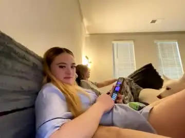 Chaturbate Best live sex cam show of breezybabyy00