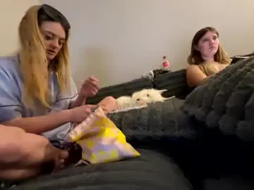 Chaturbate Watch Live Sex Cams of breezybabyy00