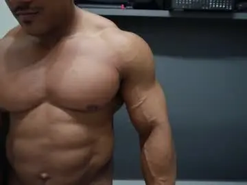 Chaturbate Best live sex cam show of henrimusclee