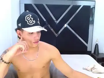 Chaturbate Free Live Porn of marquino_