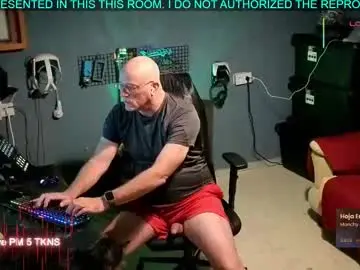 Chaturbate Free Live Porn of pilot_dave_69