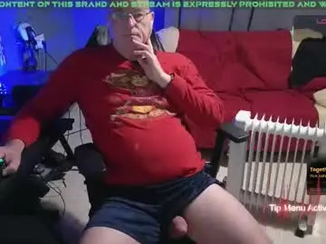 Chaturbate Adult Video Chat of pilot_dave_69