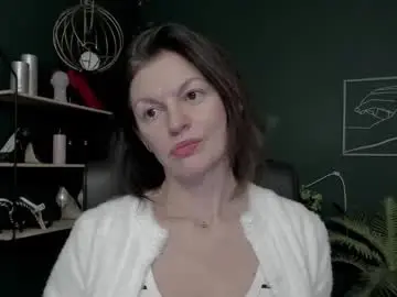 Chaturbate Adult Video Chat of vivian_dream