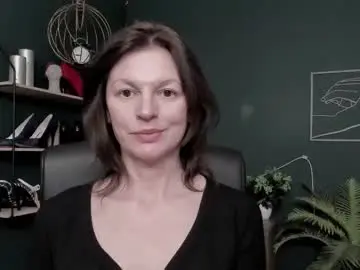 Chaturbate Live Sex Cam of vivian_dream