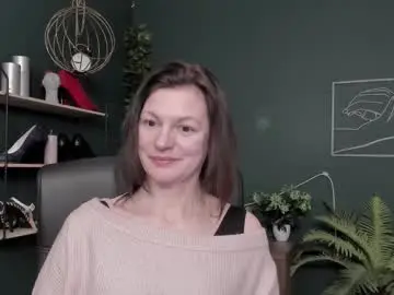 Chaturbate Adult Video Chat of vivian_dream