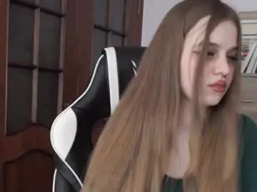 redhead_rabbit from chaturbate