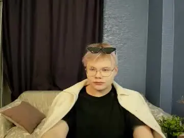 Chaturbate Best live sex cam show of brian_mils